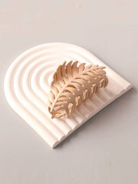 FASHION ASSORTED LEAF CLAW HAIR CLIPS