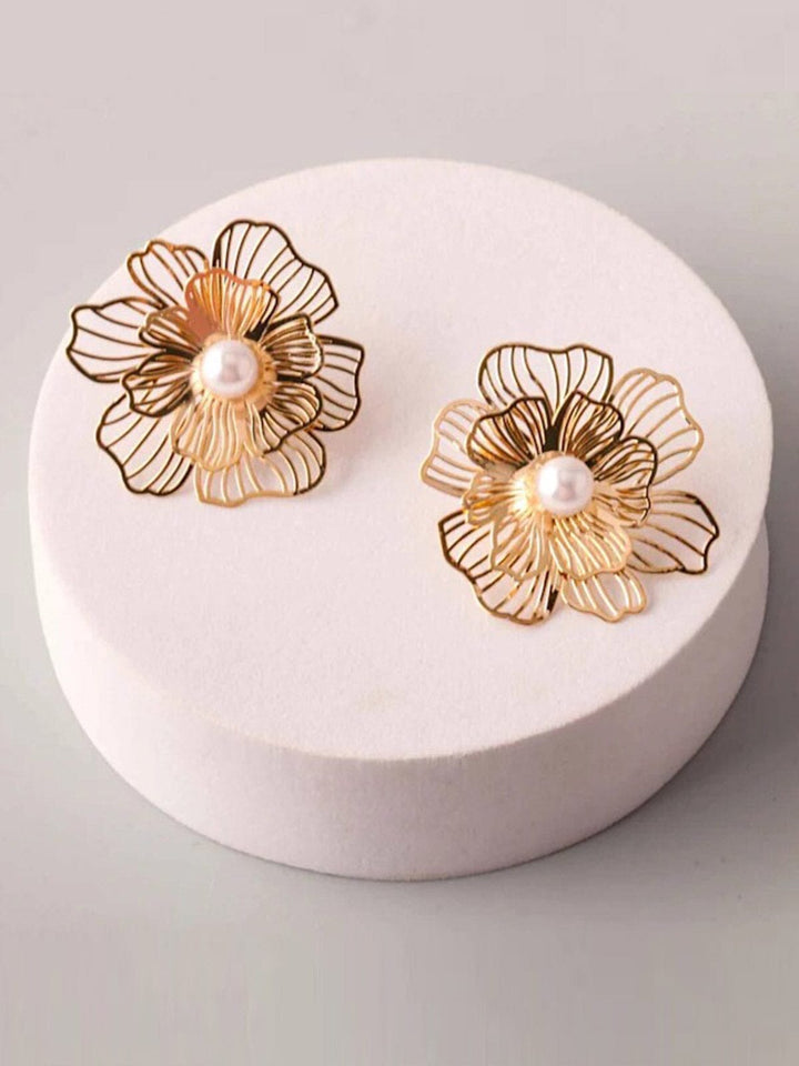 FASHION GOLD & BLACK PEARL FLOWER EARRINGS
