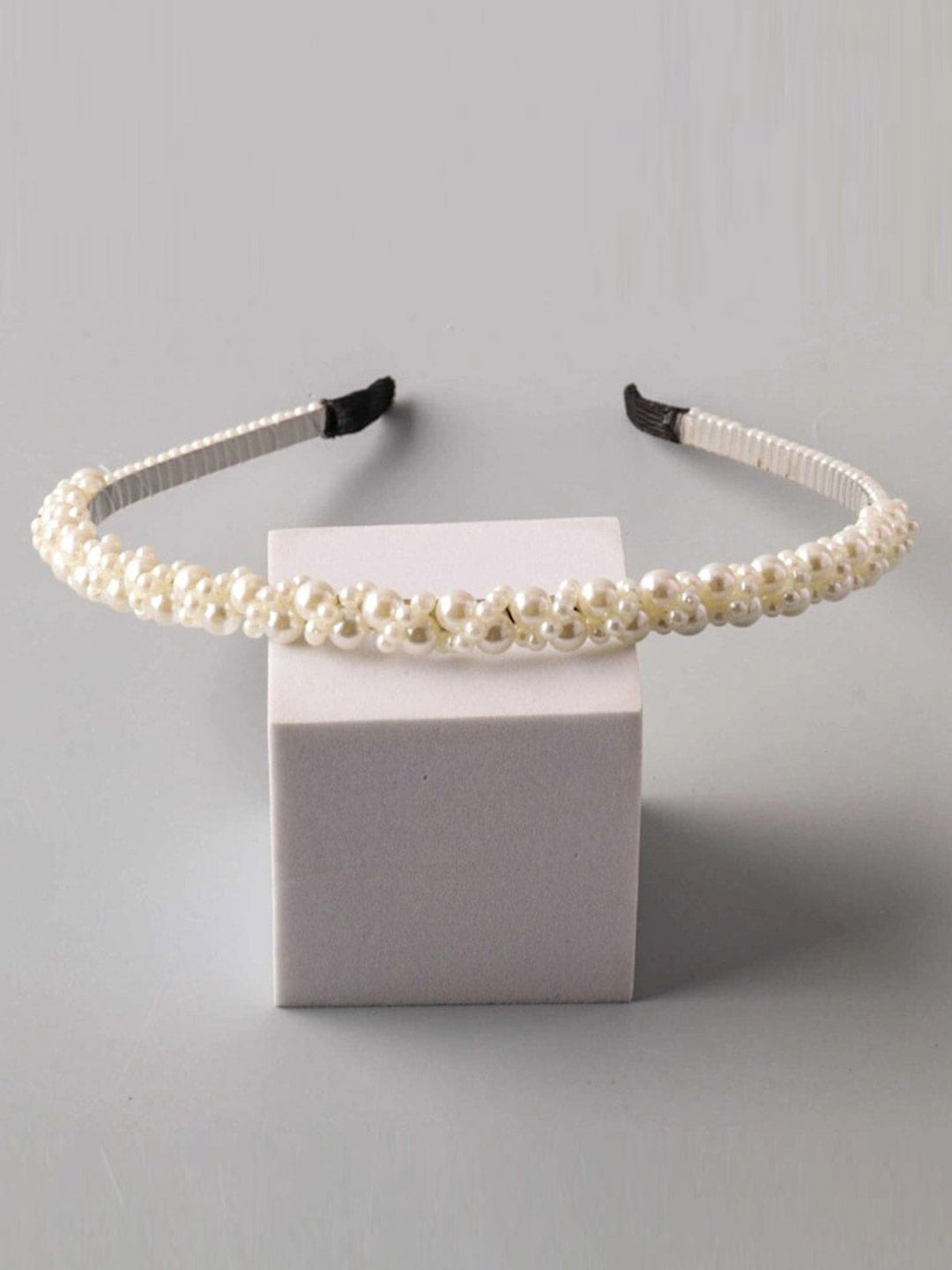 FASHION WHITE PEARL HEADBAND