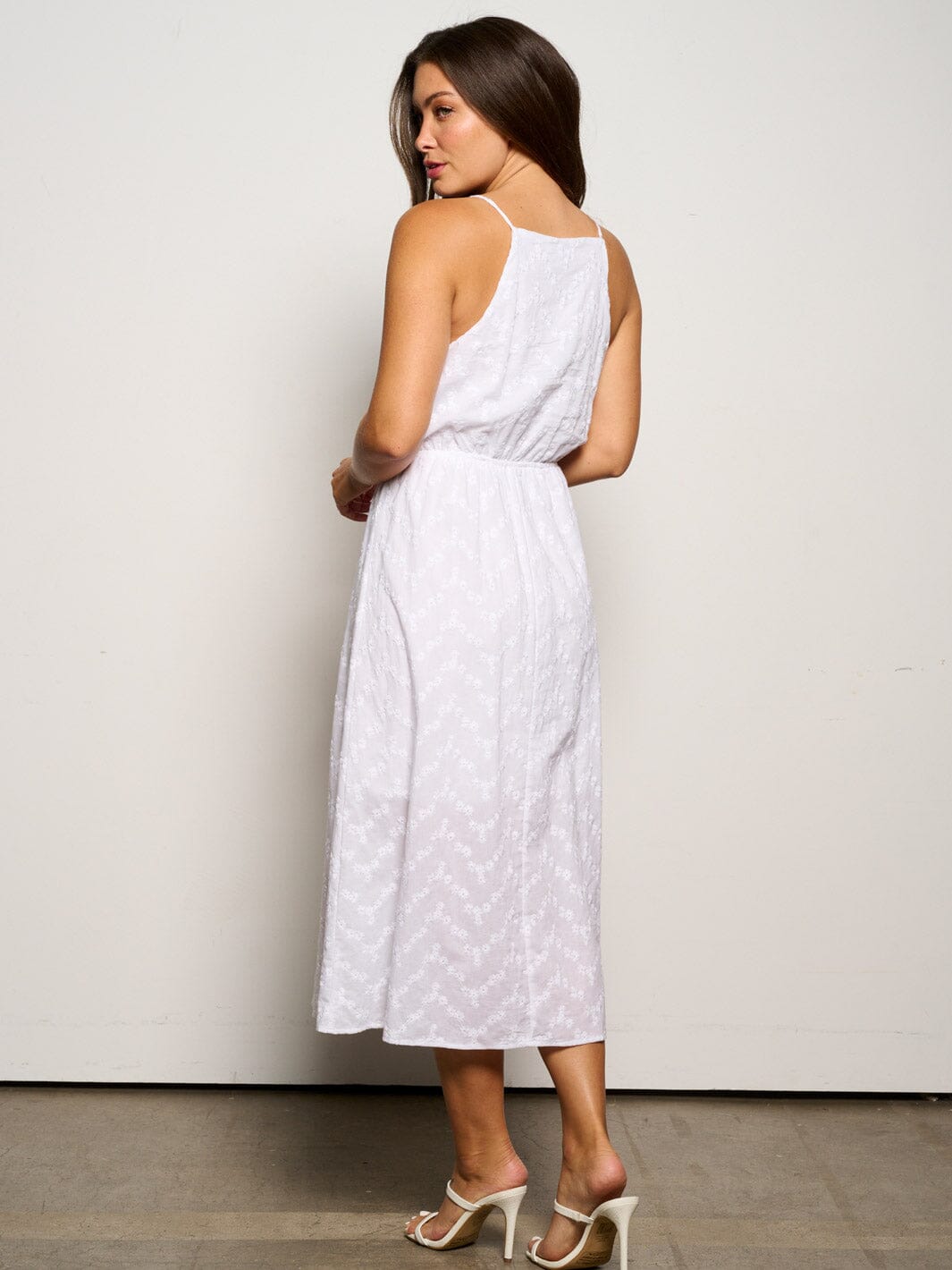 WOMEN'S SLEEVELESS ELASTIC WAIST EMBROIDERY FLORAL MIDI DRESS