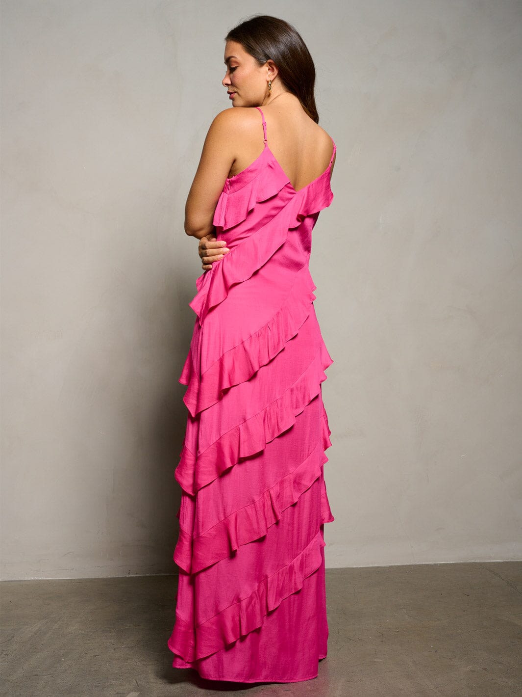WOMEN'S SLEEVELESS V-NECK RUFFLE TIERED MAXI DRESS