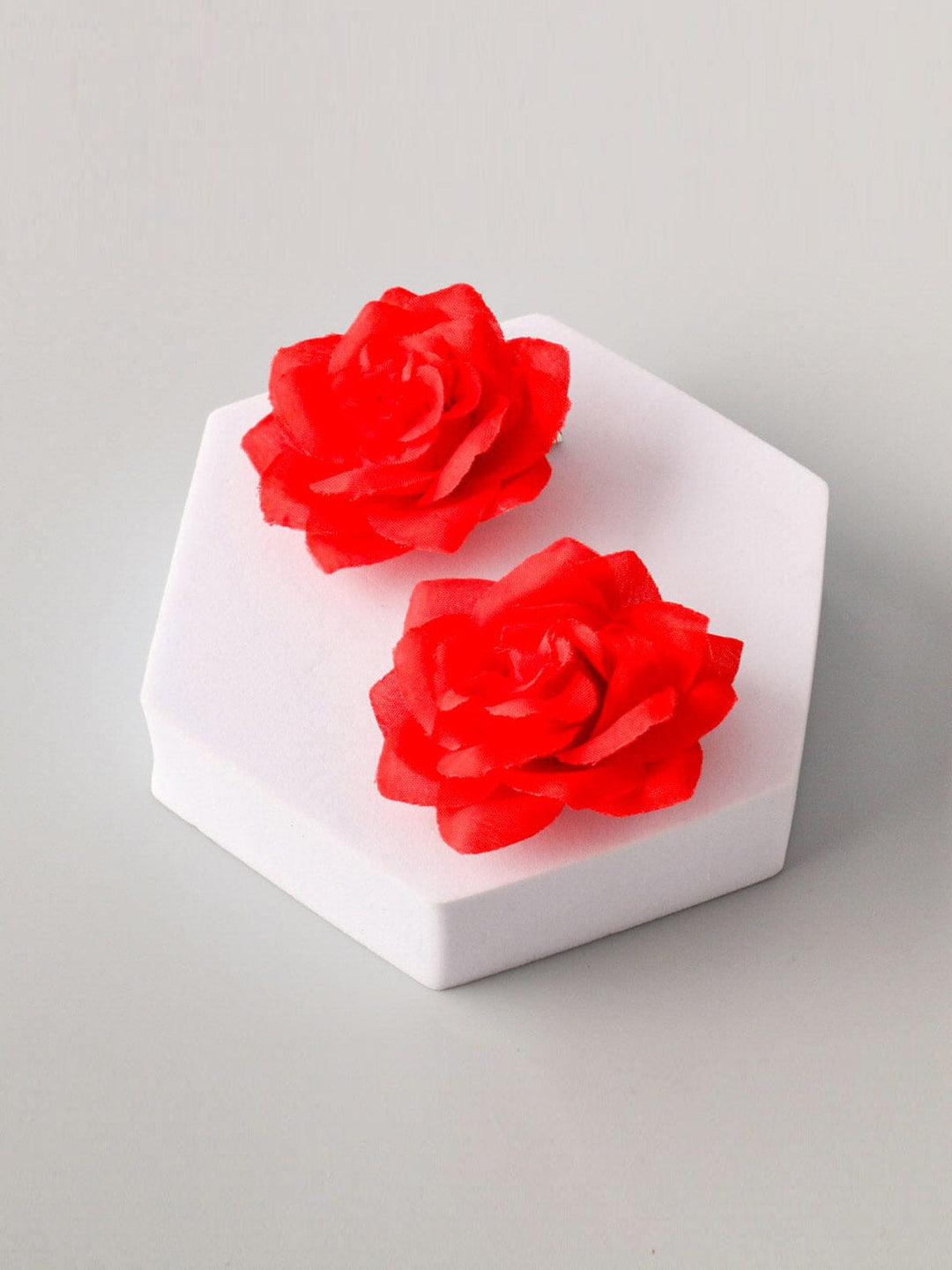 FASHION ASSORTED COLORS RUFFLE HAIR CLIPS WITH SCRUNCHIES