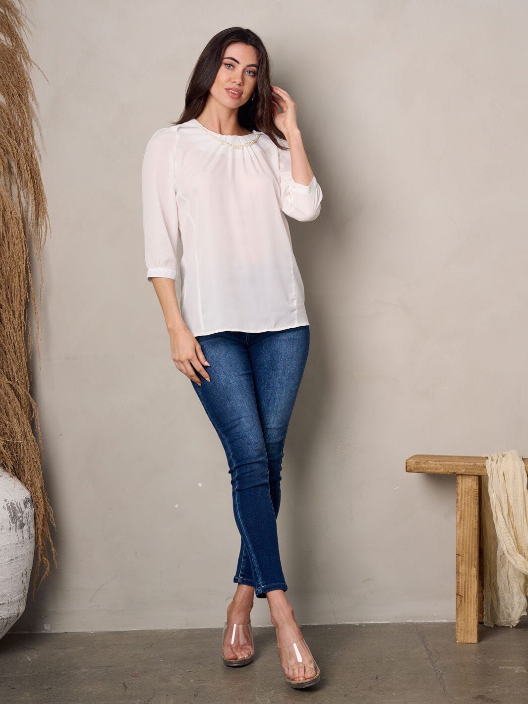 WOMEN'S 3/4 SLEEVE PEARL DETAILED TUNIC TOP