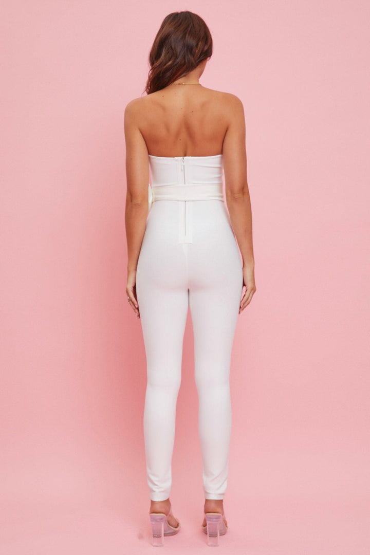 WOMEN'S SLEEVELESS V-NECK BELTED SKINNY LEG BANDAGE JUMPSUIT