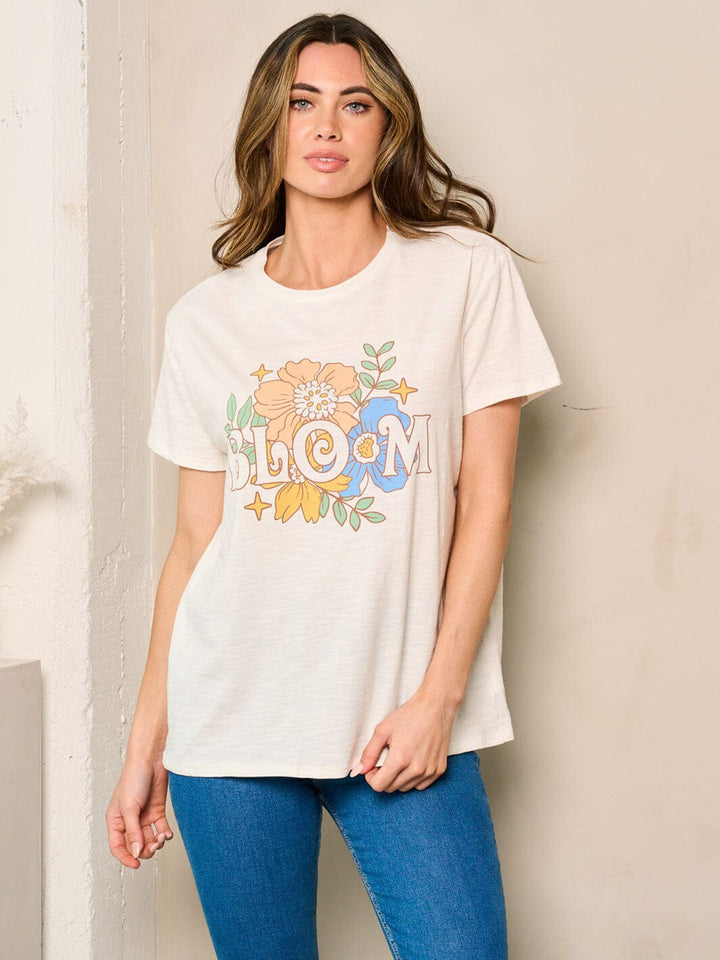 WOMEN'S SHORT SLEEVE GRAPHIC TOP