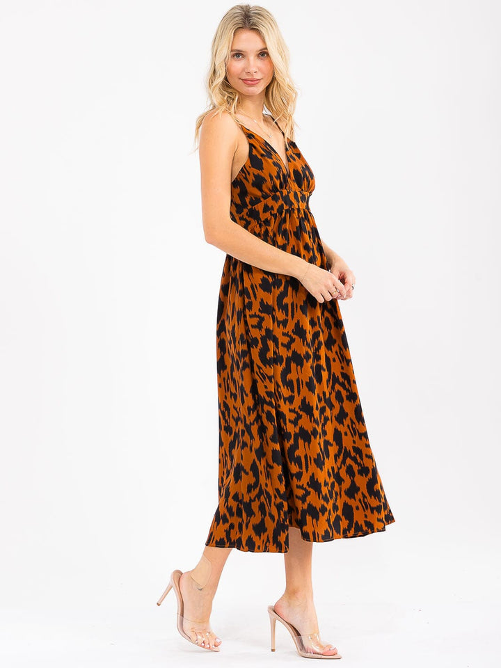 WOMEN'S SLEEVELESS V-NECK OPEN BACK ANIMAL PRINT MAXI DRESS