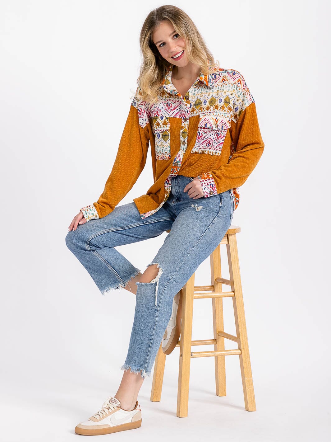 WOMEN'S LONG SLEEVE FRONT POCKET BUTTON CLOSURE MULTI PRINT TOP