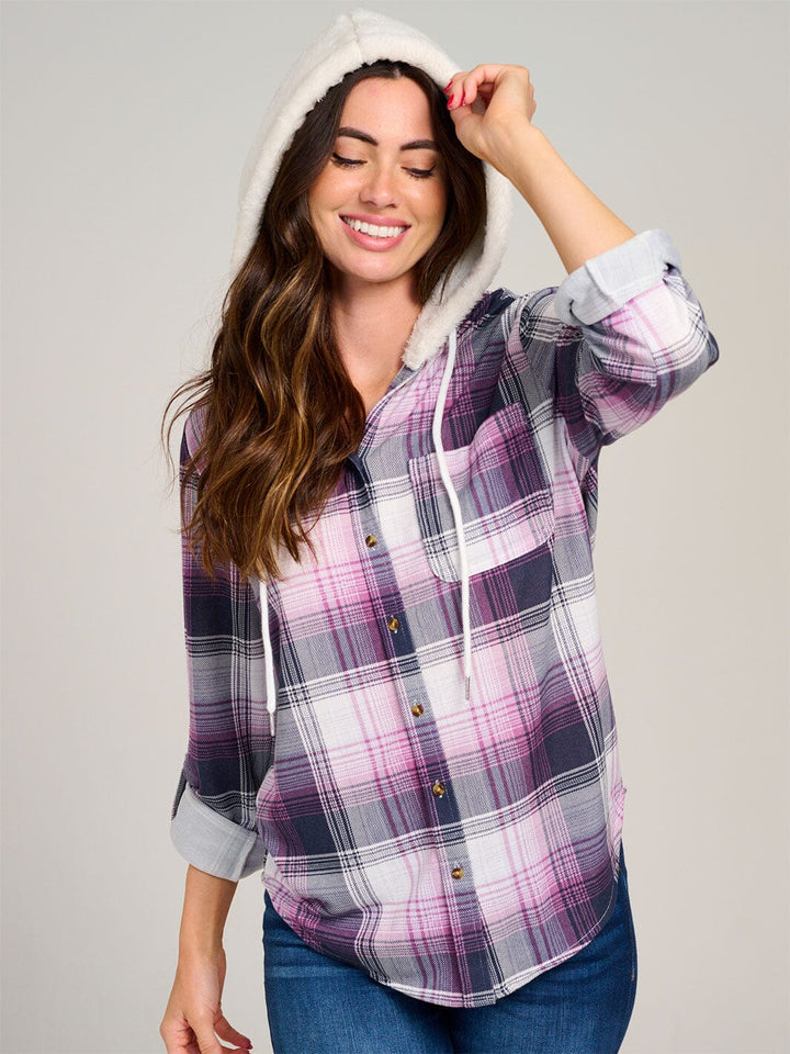 WOMEN'S LONG SLEEVE FRONT POCKET BUTTON UP SHERPA HOODED PLAID SHIRT