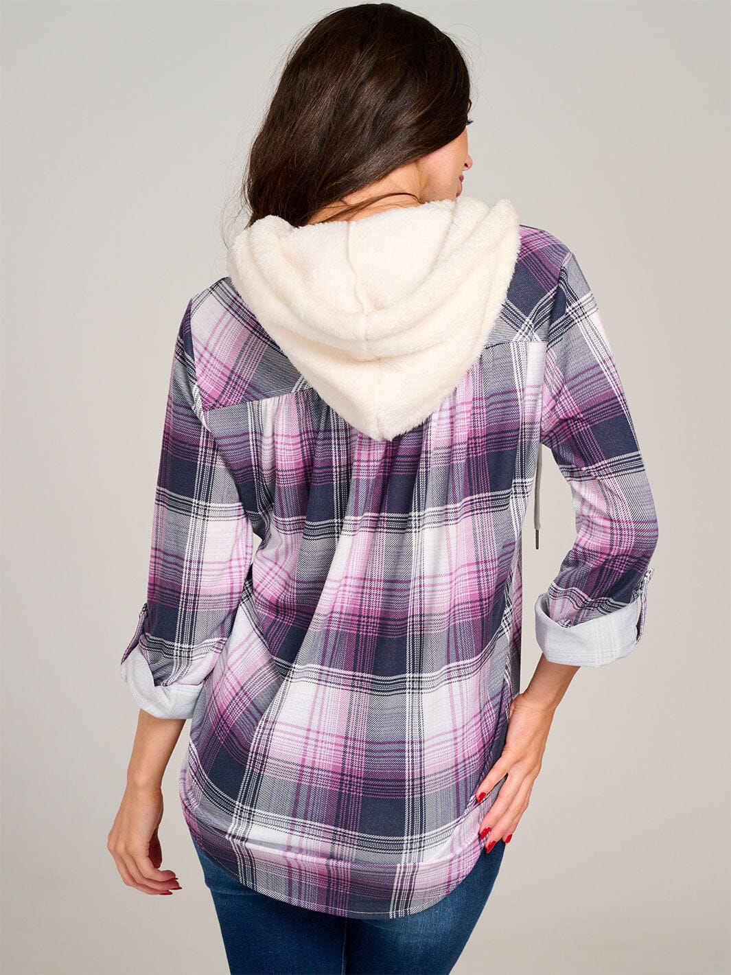 WOMEN'S LONG SLEEVE FRONT POCKET BUTTON UP SHERPA HOODED PLAID SHIRT