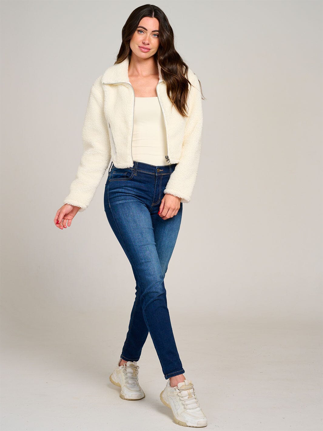 WOMEN'S LONG SLEEVE ZIP UP POCKETS SHERPA JACKET