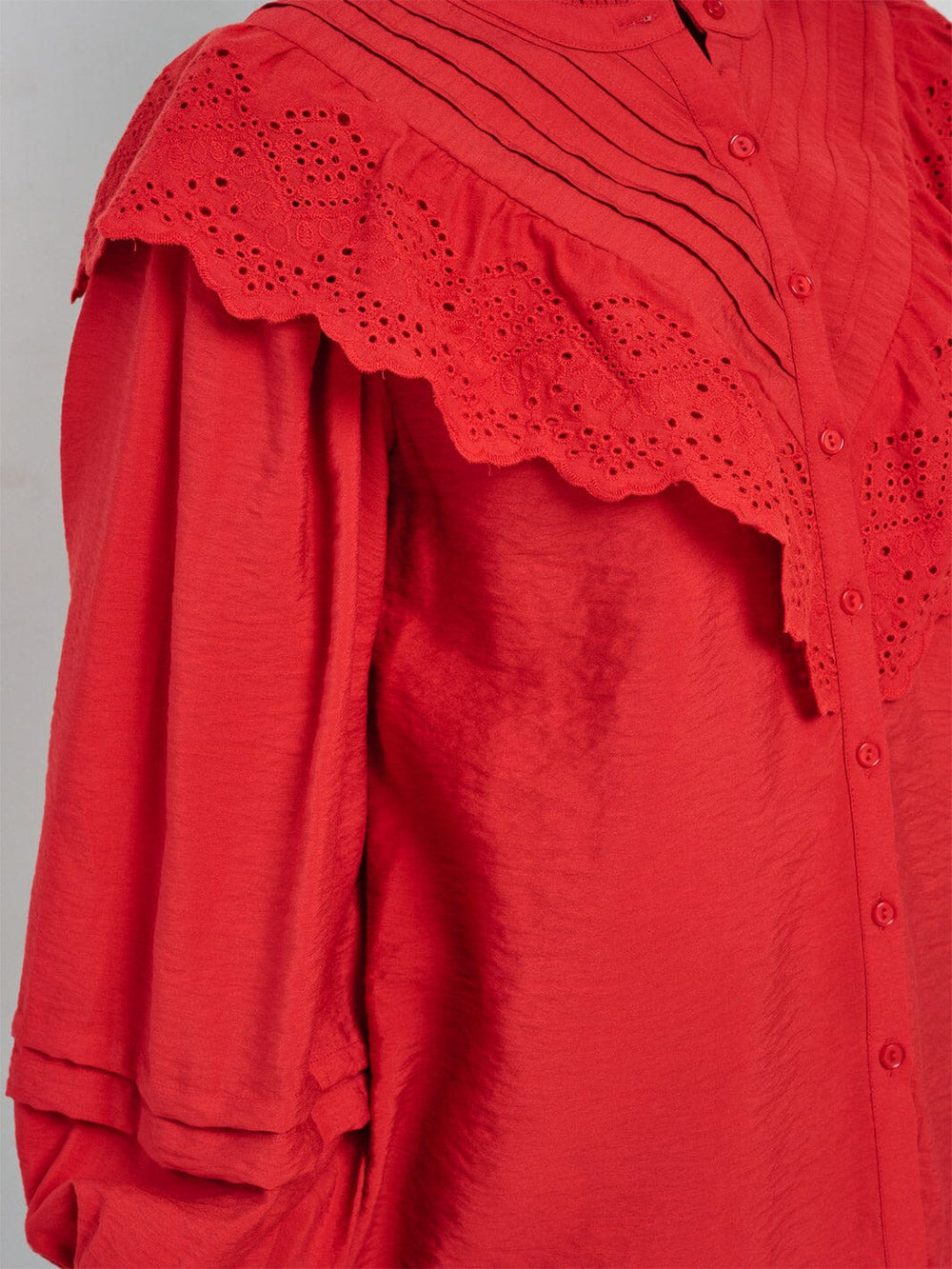 WOMEN'S LONG SLEEVE BUTTON CLOSURE RUFFLE EYELET BLOUSE