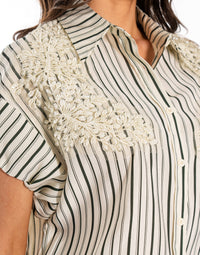 WOMEN'S SHORT SDJUSTABLE SLEEVE BUTTON UP RHINESTONES DETAILED STRIPES BLOUSE