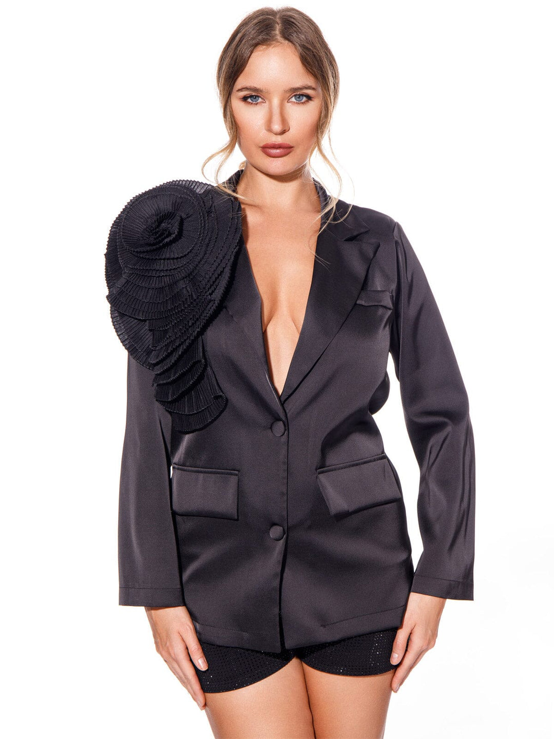 WOMEN'S LONG SLEEVE BUTTON CLOSURE FRONT DETAILED SATIN BLAZER
