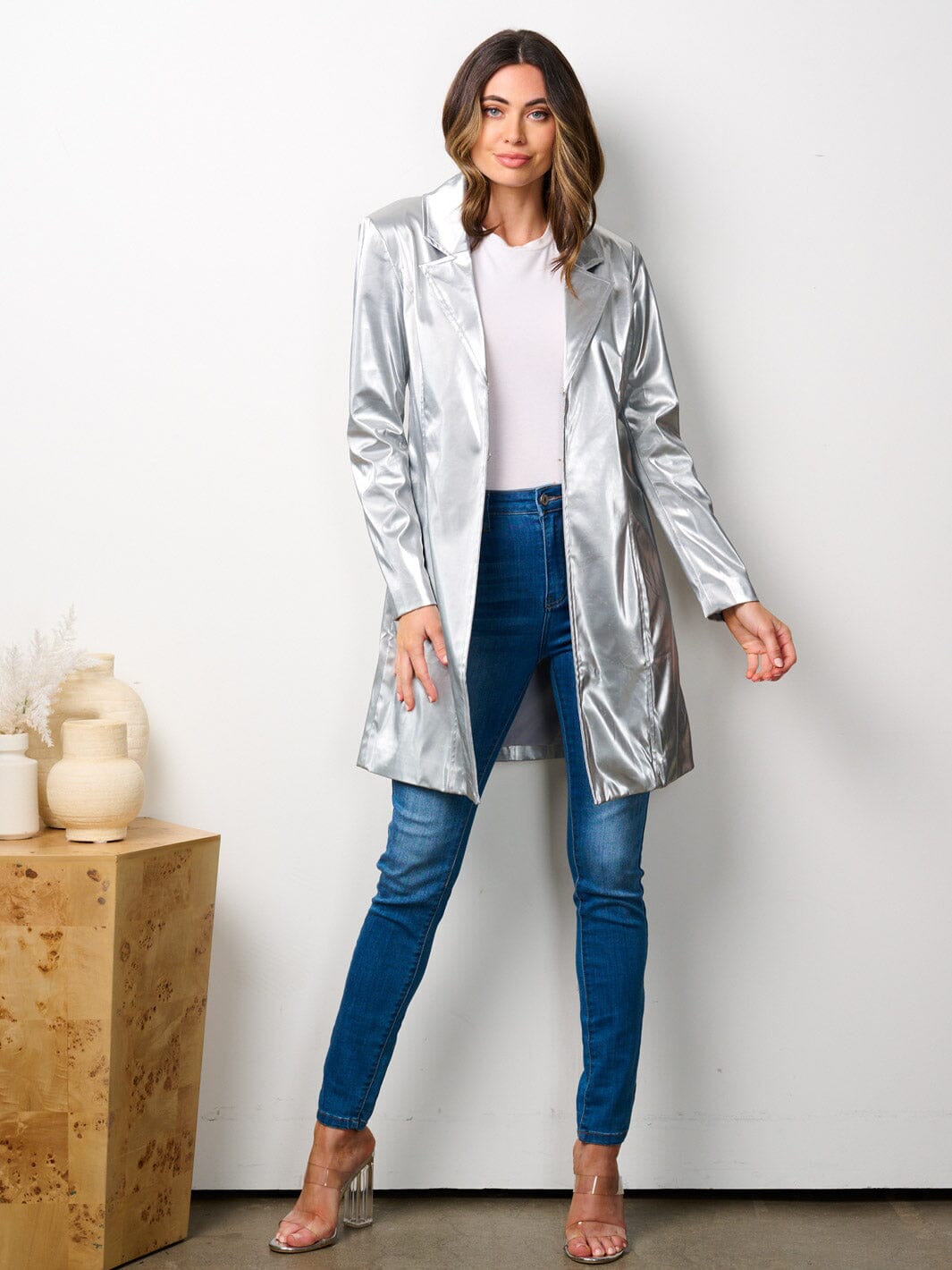 WOMEN'S LONG SLEEVE BUTTON CLOSURE PU PLEATHER COAT