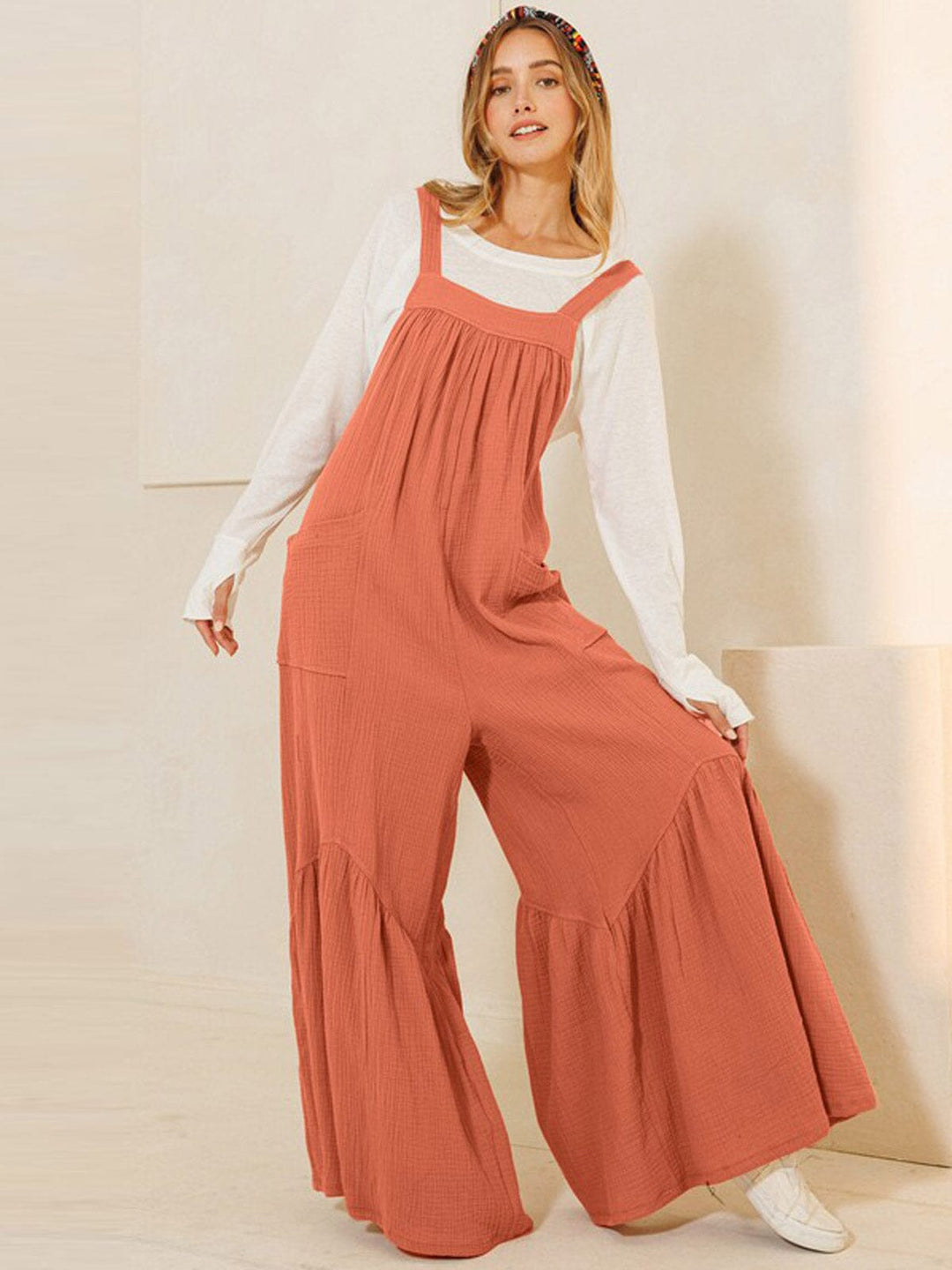 WOMEN'S SLEEVELESS OPEN BACK TIERED FRONT POCKETS WIDE LEG JUMPSUIT