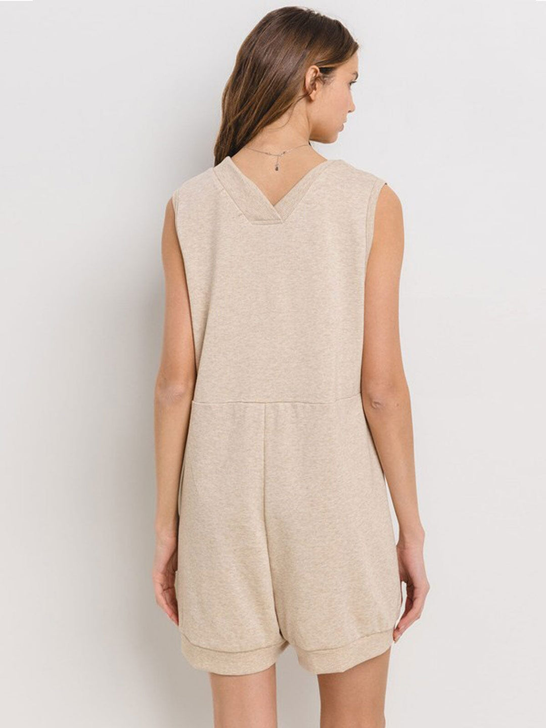 WOMEN'S SLEEVELESS FRONT POCKETS V-NECK OVERALL