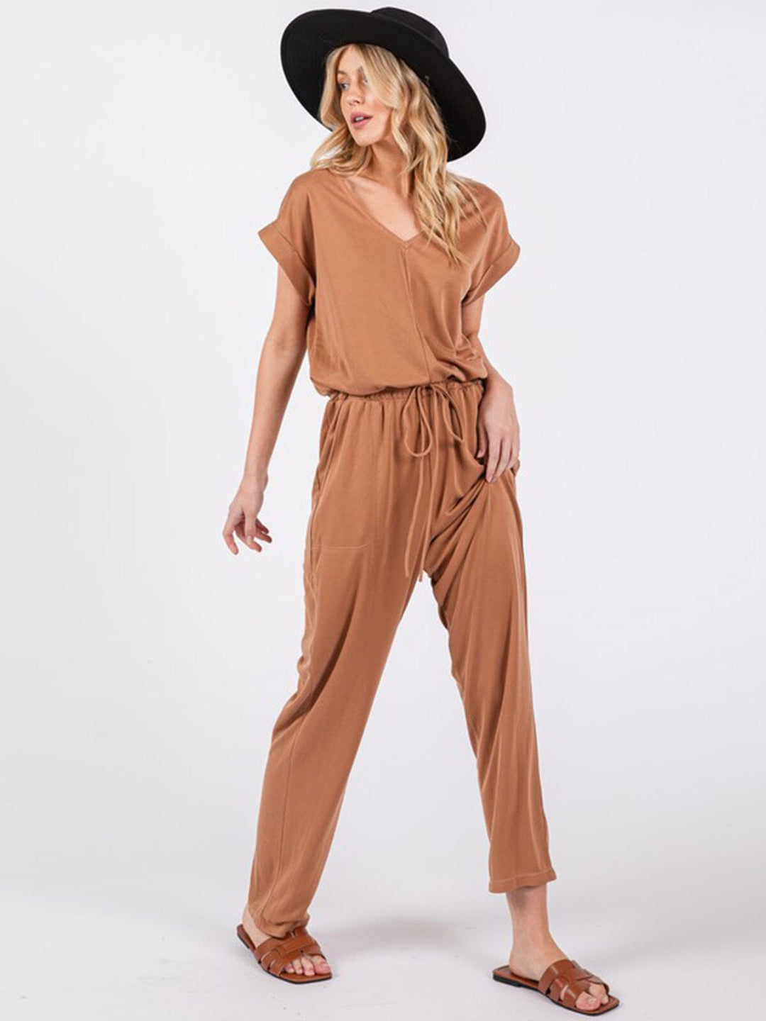 WOMEN'S SHORT SLEEVE FRONT POCKETS V-NECK ADJUSTABLE WAIST JUMPSUIT