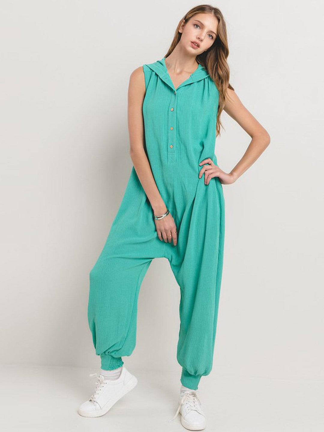 WOMEN'S SLEEVELESS V-NECK FRONT POCKETS HOODED JOGGER JUMPSUIT