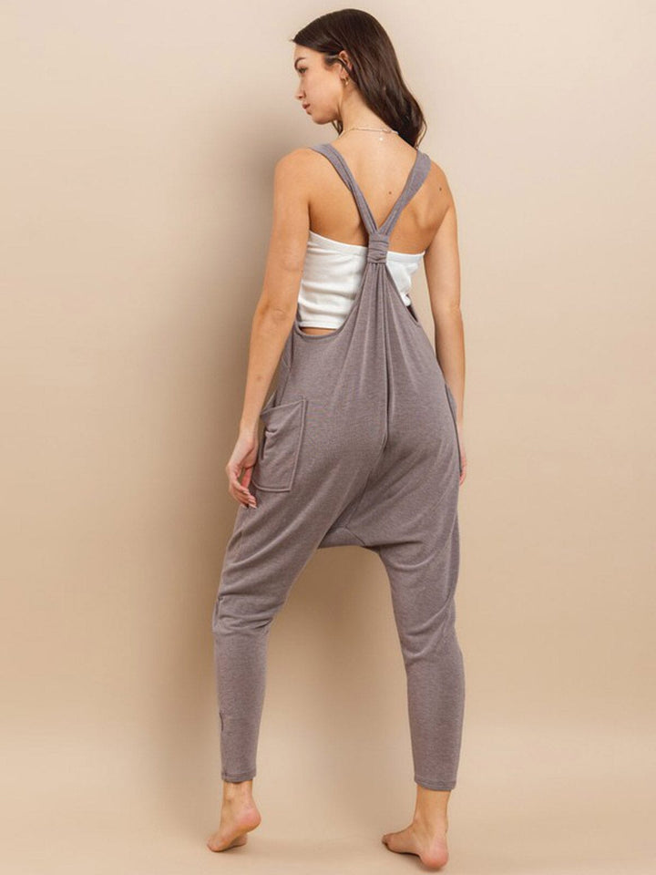 WOMEN'S SLEEVELESS FRONT POCKET OPEN BACK SKINNY JUMPSUIT