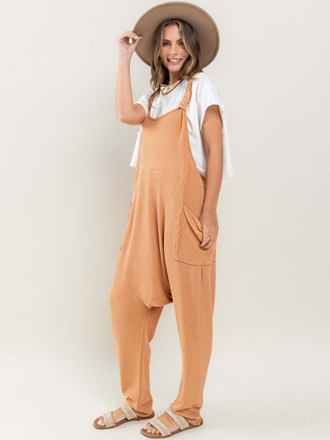 WOMEN'S SLEEVELESS FRONT POCKET STRAIGHT LEG WAFFLE JUMPSUIT