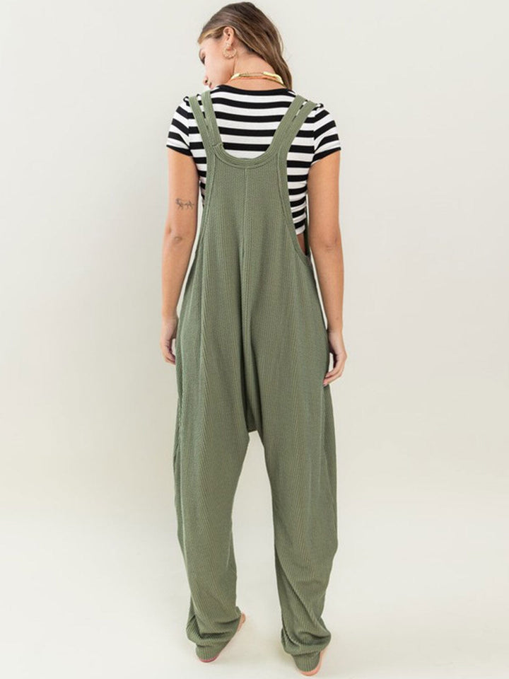 WOMEN'S SLEEVELESS FRONT POCKET JOGGER JUMPSUIT