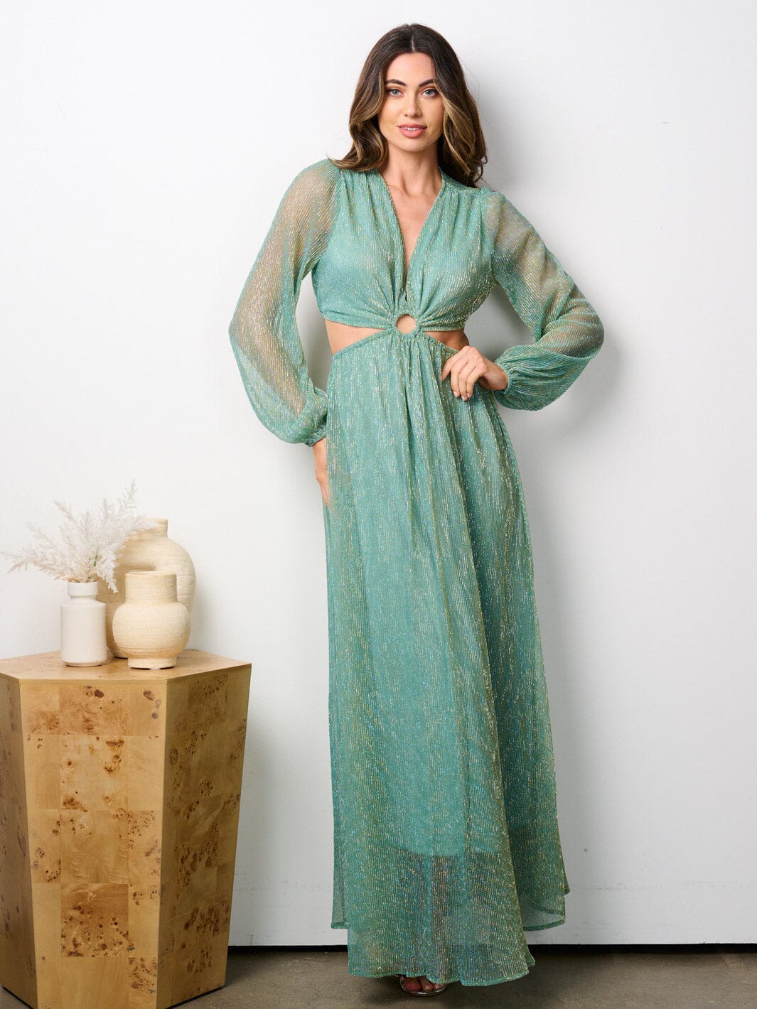 WOMEN'S LONG SLEEVE V-NECK CUT OUT SHIMMER MAXI DRESS