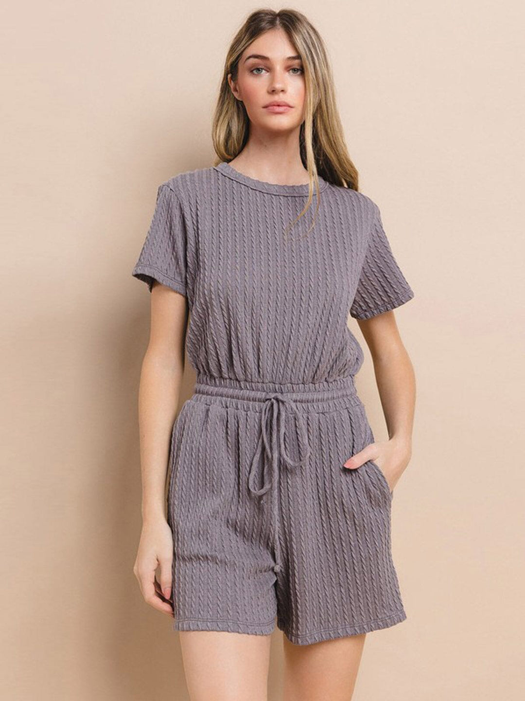 WOMEN'S SHORT SLEEVE SELF TIE FRONT POCKETS DETAILED ROMPER