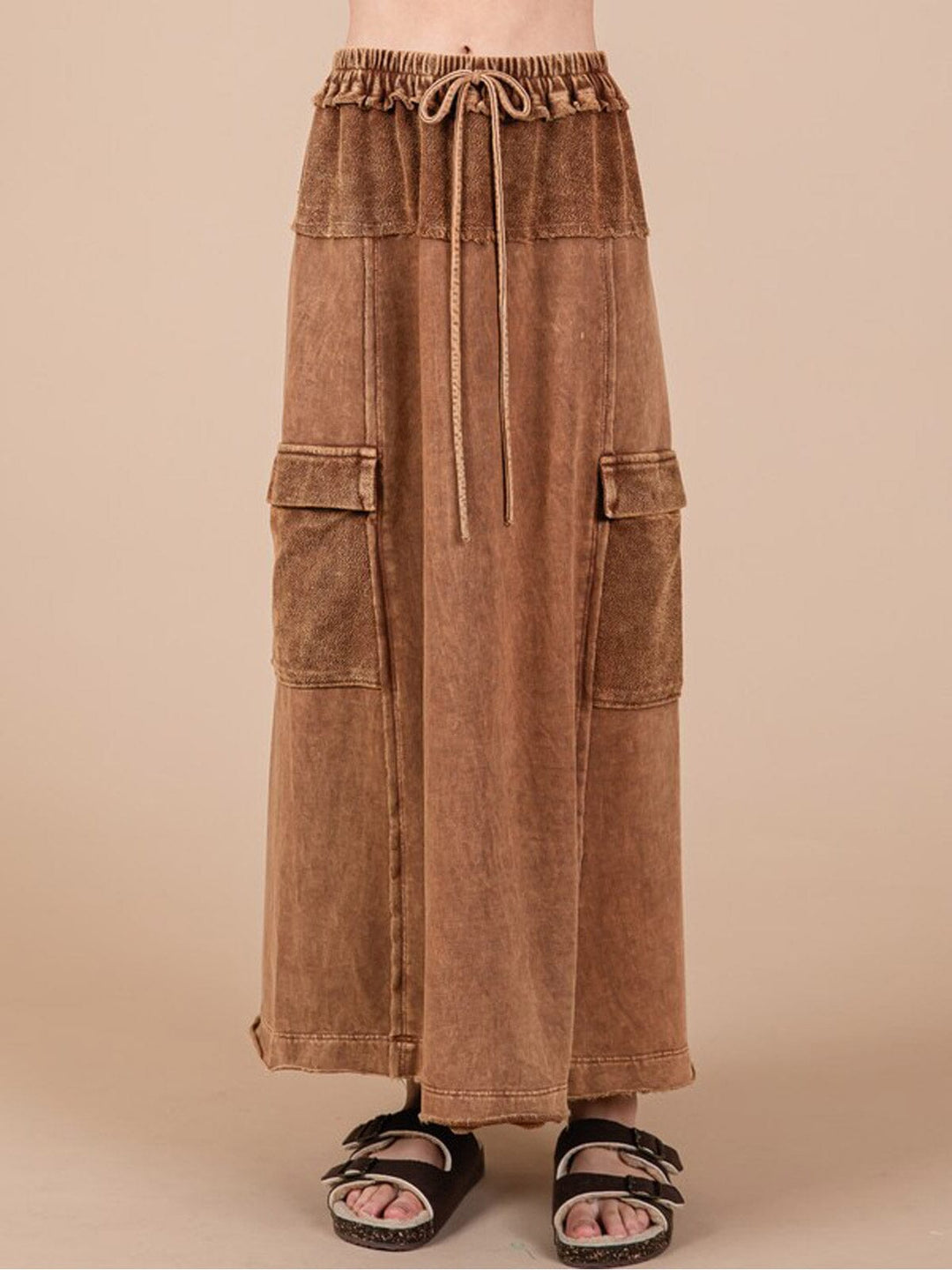 WOMEN'S ELASTIC WAIST CARGO POCKETS WASHED MAXI SKIRT