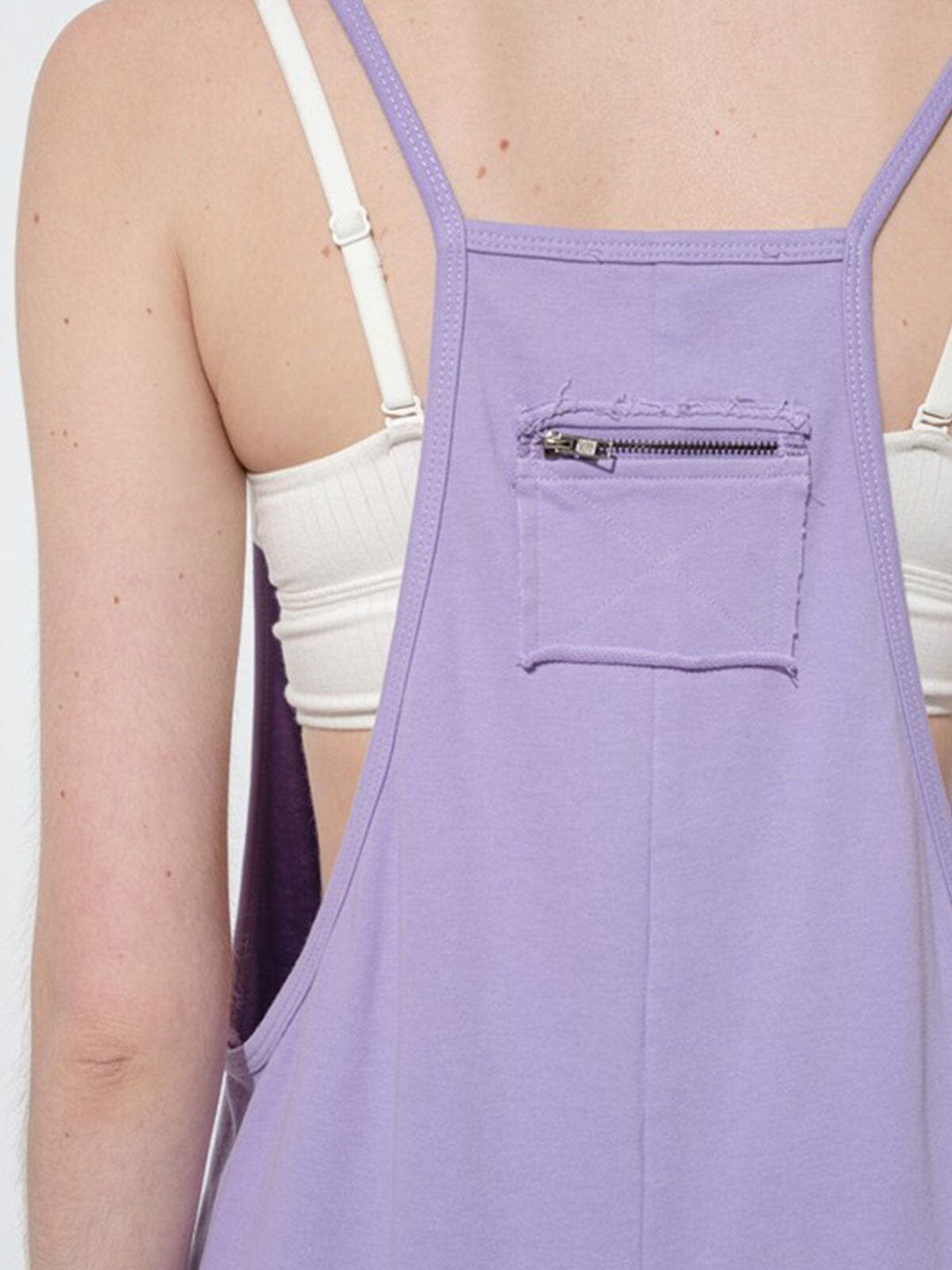 WOMEN'S SLEEVELESS V-NECK FRONT POCKET ROMPER