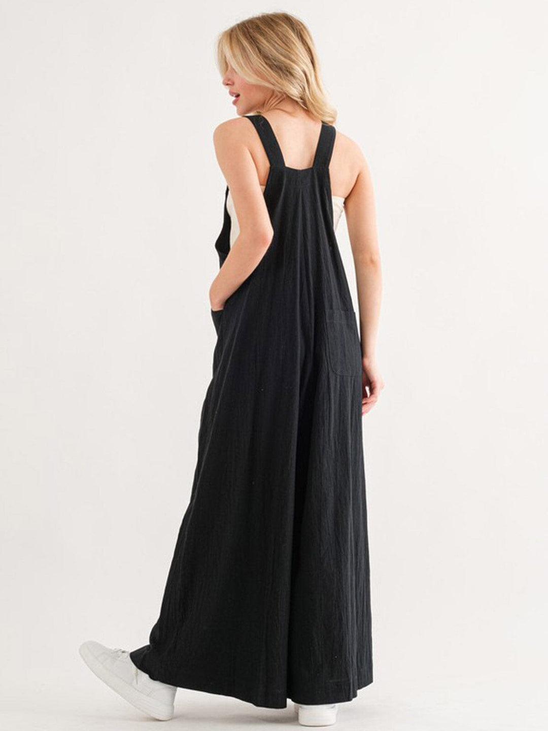WOMEN'S SLEEVELES POCKETS WIDE LEG JUMPSUIT