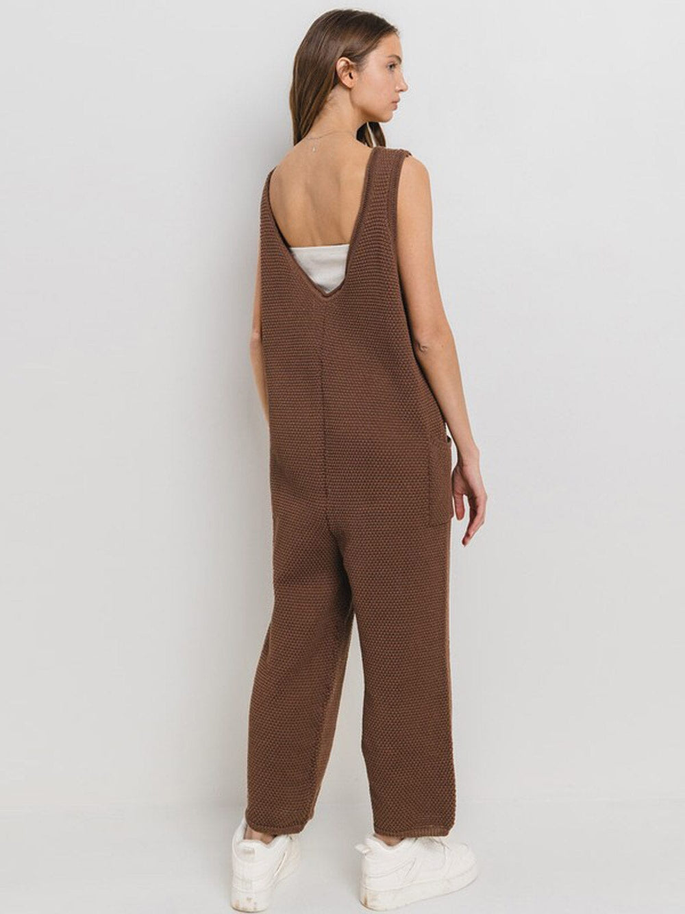 WOMEN'S SLEEVELESS V-NECK FRONT POCKET STRAIGHT LEG WAFFLE JUMPSUIT