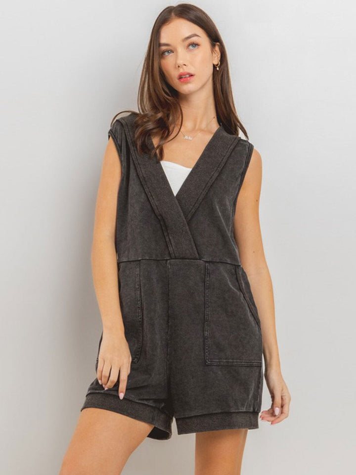 WOMEN'S SLEEVELESS V-NECK FRONT POCKET WASHED HOODED ROMPER