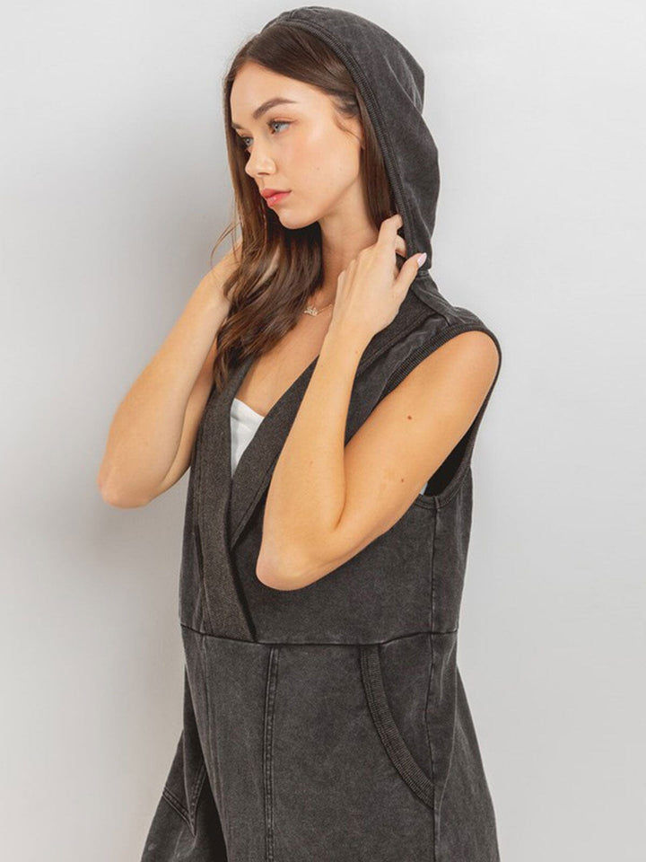WOMEN'S SLEEVELESS V-NECK FRONT POCKET WASHED HOODED ROMPER