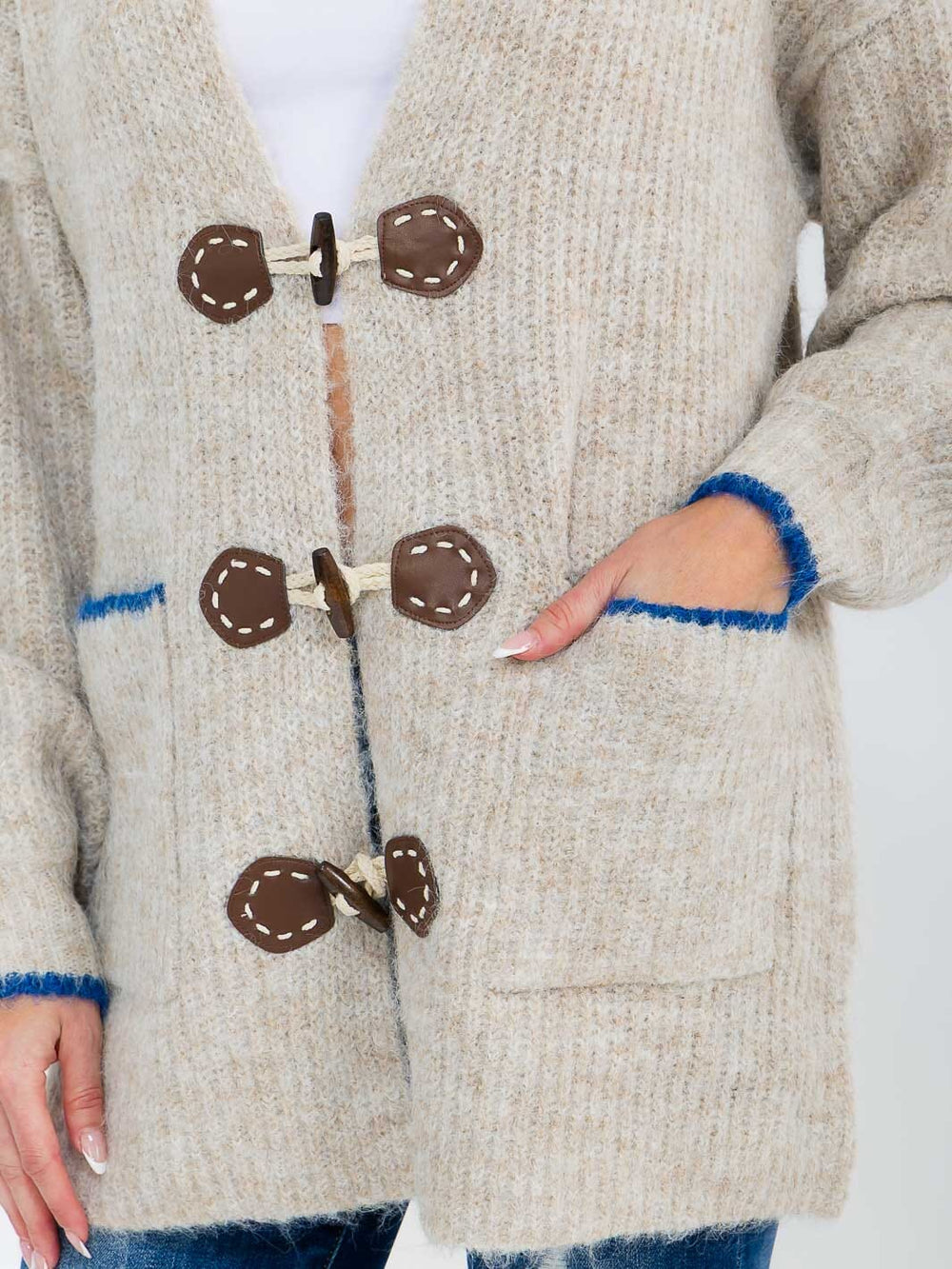 WOMEN'S LONG SLEEVE BUTTON CLOSURE FRONT POCKETS CARDIGAN