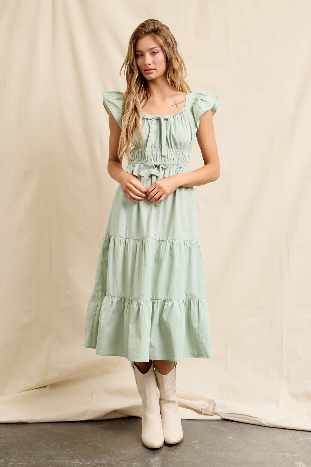 WOMEN'S RUFFLE SLEEVE ELASTIC WAIST TIERED MIDI DRESS