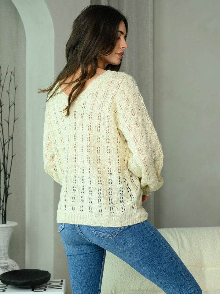 WOMEN'S LONG SLEEVE CHEVRON SWEATER