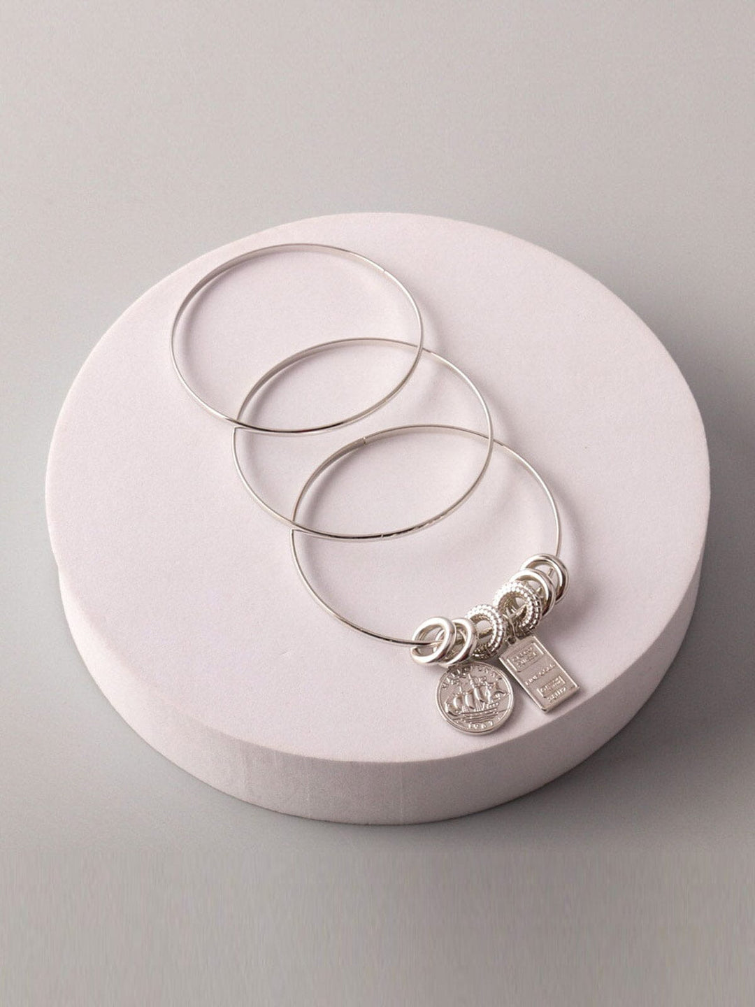 FASHION ASSORTED MULTI BRACELETS