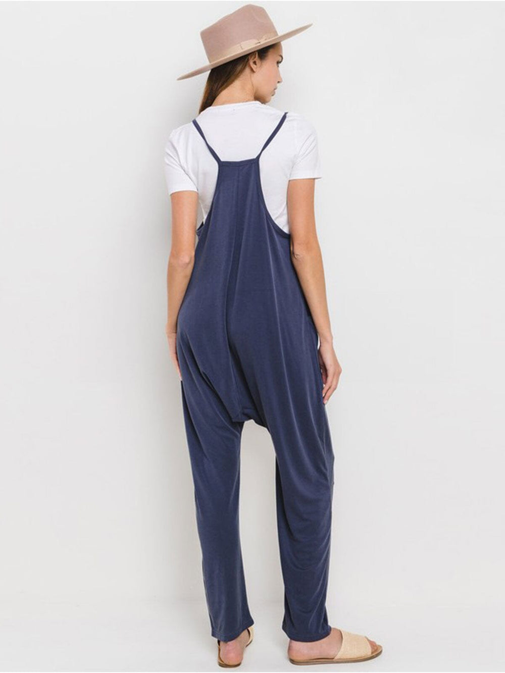 WOMEN'S SLEEVELESS FRONT POCKETS V-NECK JUMPSUIT