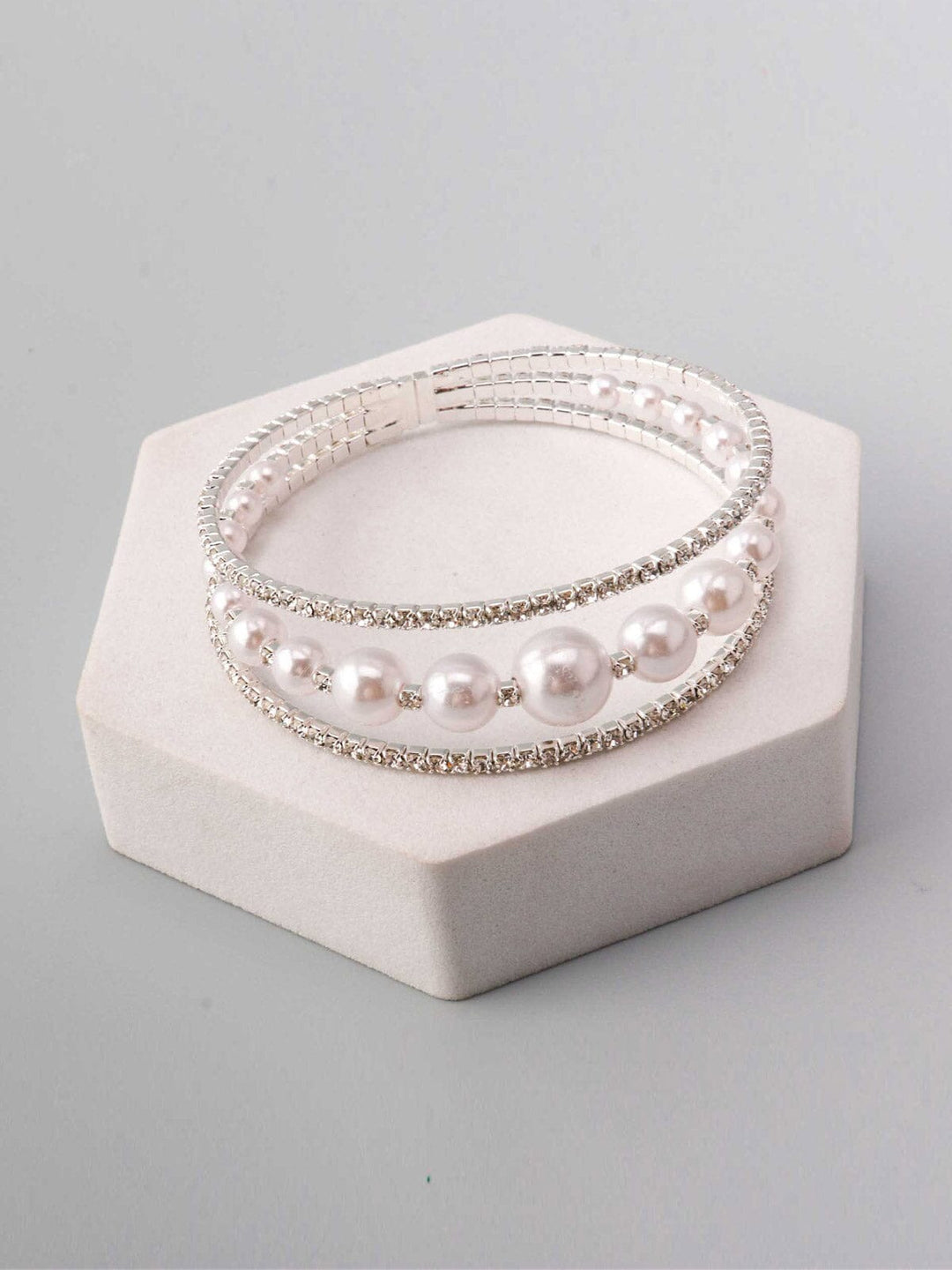 Copy of WOMEN'S ASSORTED COLORS BEADS BRACELET