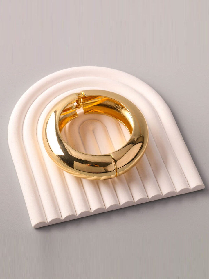 WOMEN'S GOLD BRACELET