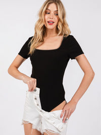 WOMEN'S SHORT SLEEVE SQUARE NECK RIBBED BODYSUIT