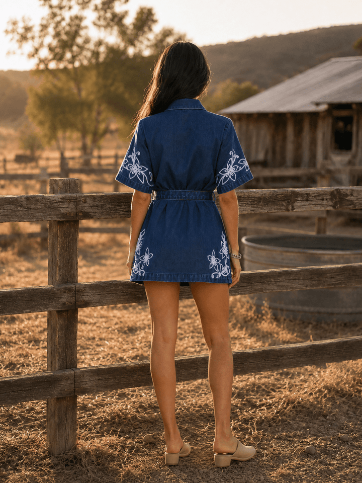 WOMEN'S SHORT SLEEVE BUTTON UP SELF TIE FLORAL PRINT MINI DRESS