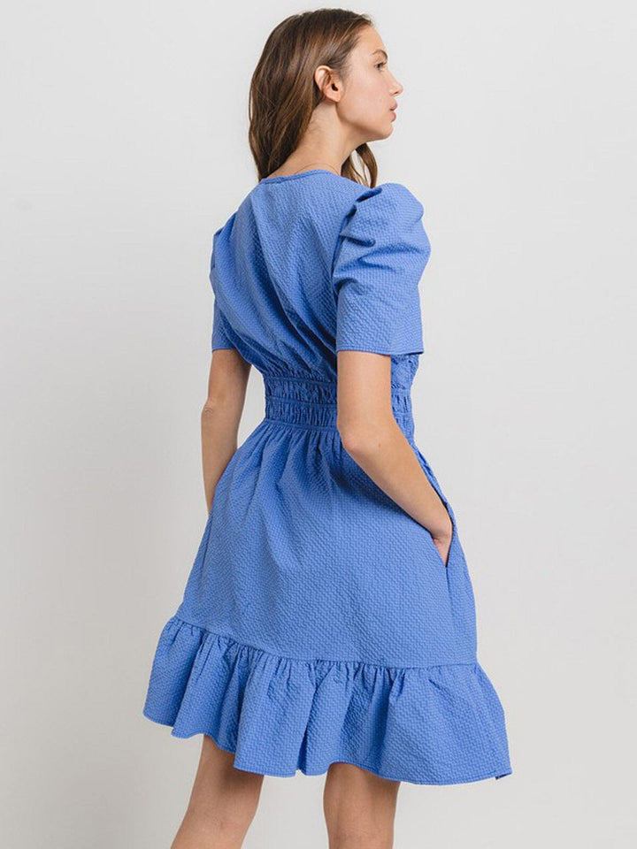 WOMEN'S SHORT PUFF SLEEVE V-NECK ELASTIC WAIST FRONT POCKETS DETAILED MINI DRESS