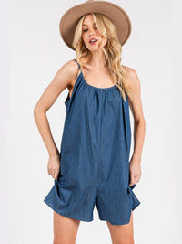 WOMEN'S SLEEVELESS OPEN BACK DETAILED FRONT POCKETS CHAMBRAY ROMPER