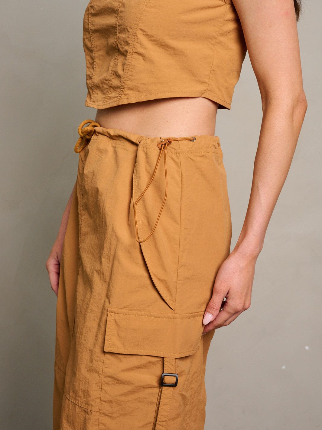 WOMEN'S SLEEVELESS CROP TOP & MAXI SKIRT CARGO 2PC. SET