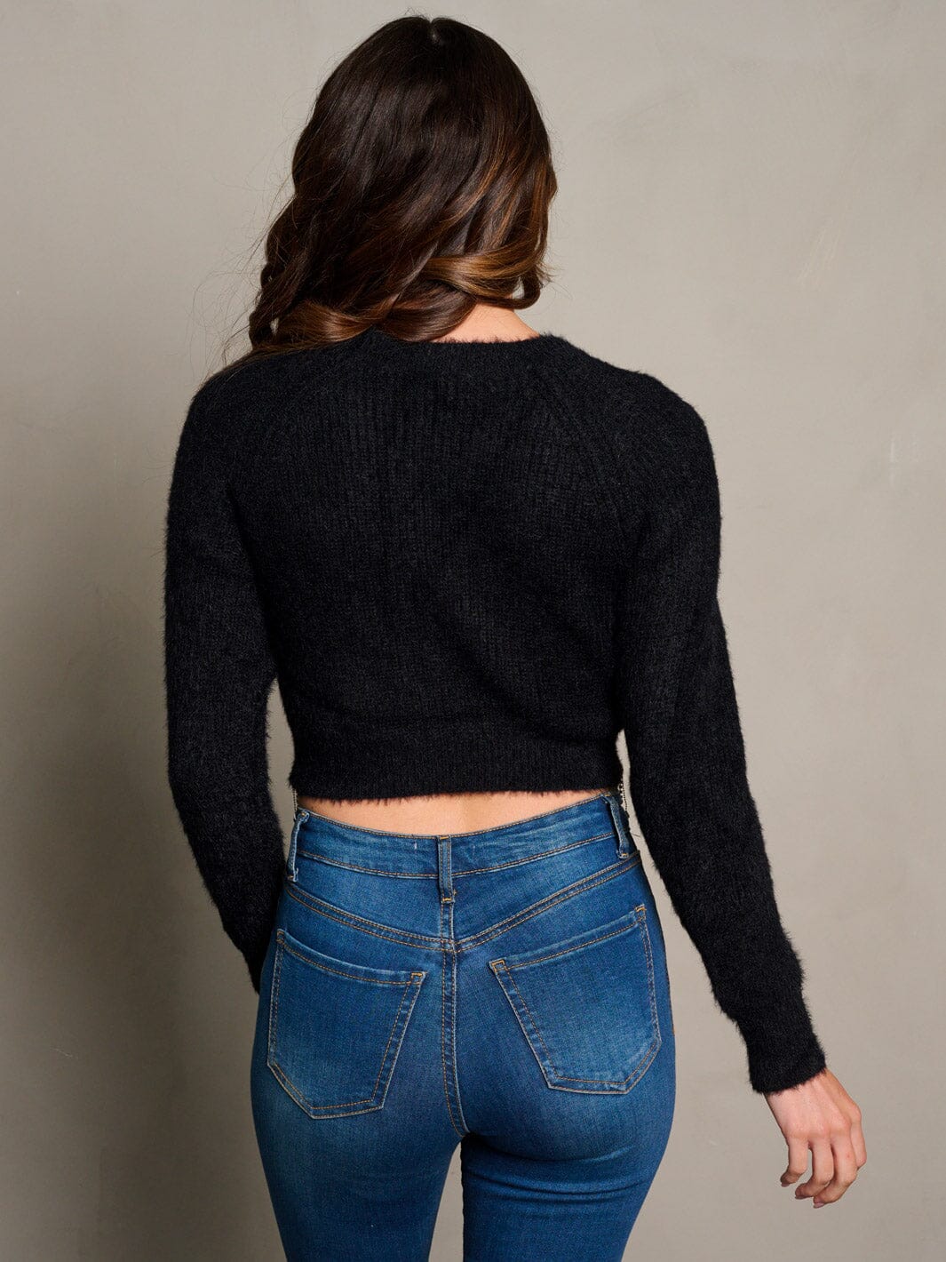 WOMEN'S LONG SLEEVE STUDS FRINGE DETAILED CROP TOP