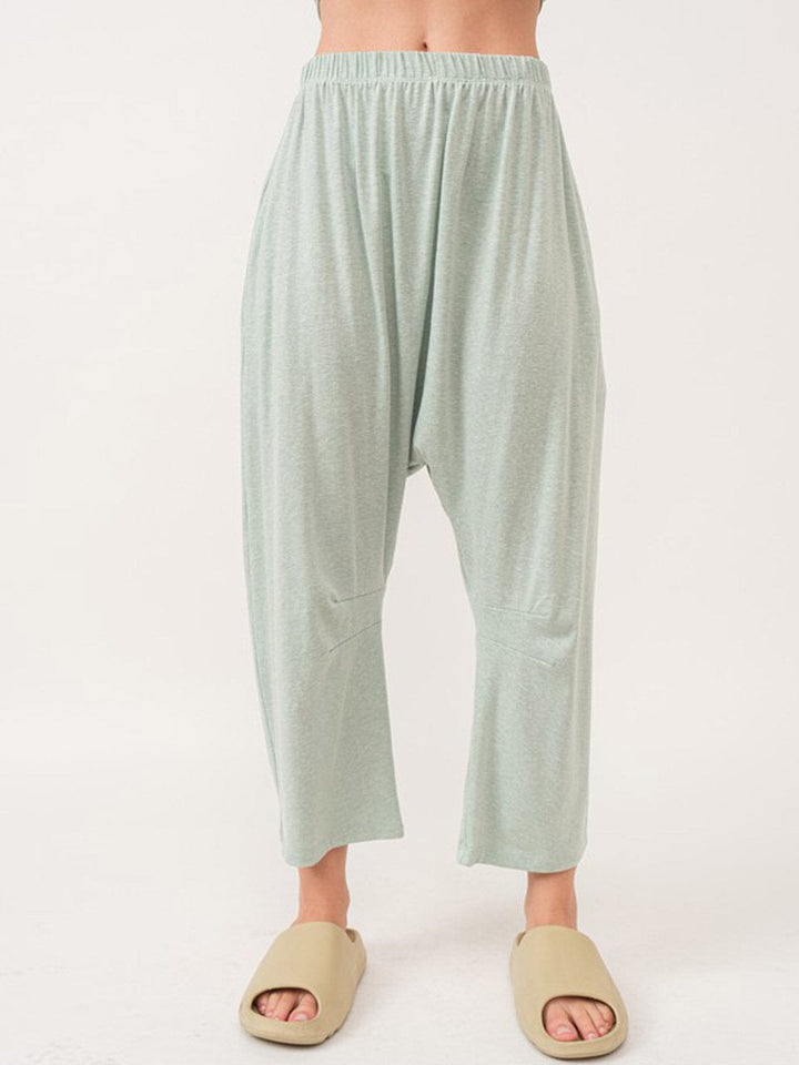 WOMEN'S ELASTIC WAIST FRONT POCKETS WIDE LEG CAPRI PANTS