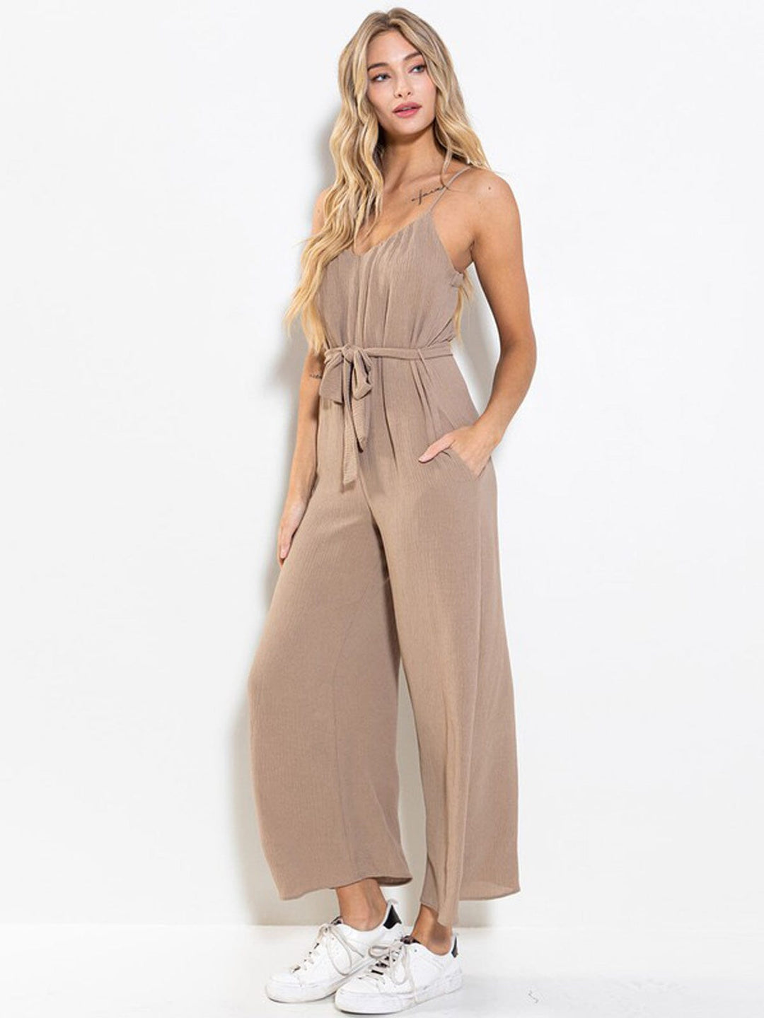 WOMEN'S SLEEVELESS V-NECK POCKETS SELF TIE WIDE LEG JUMPSUIT