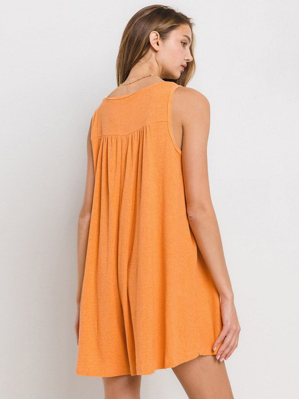 WOMEN'S SLEEVELES BUTTON UP POCKETS ROMPER
