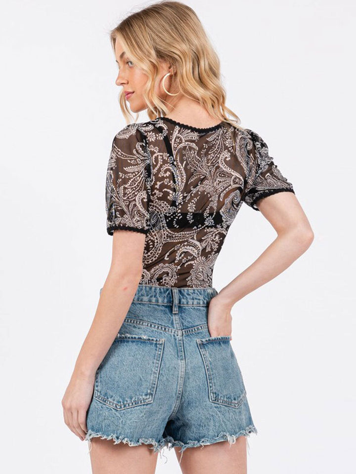 WOMEN'S SHORT SLEEVE MESH PAISLEY PRINT BODYSUIT